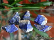 neobrađeni lapis lazuli